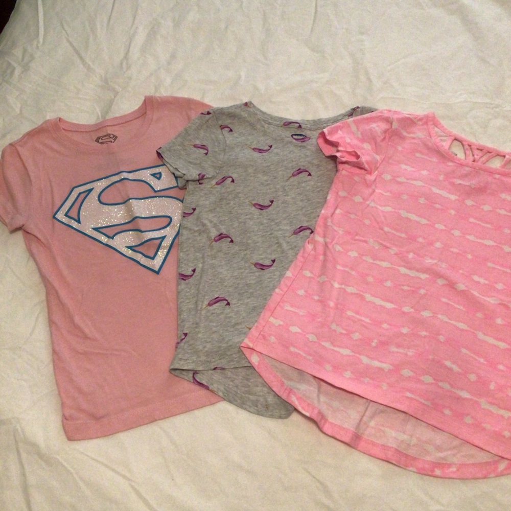 3 Girls tshirts size small (6-7)